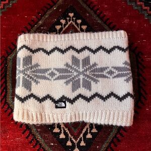 The North Face Cream and Gray Knit Neck Warmer